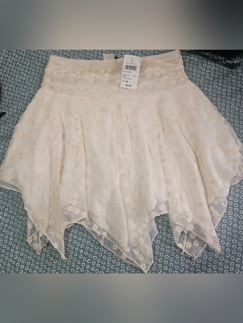 Windsor Cream Lace Asymmetrical Handkerchief Skirt